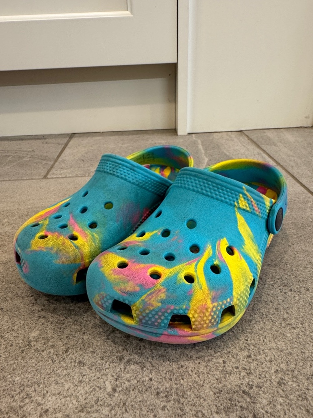 Crocs Kids' Classic Tye-Dyed Clogs, Sz 10